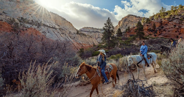 Zion Ponderosa Ranch Resort: East Zion Pine Knoll Horseback Tour